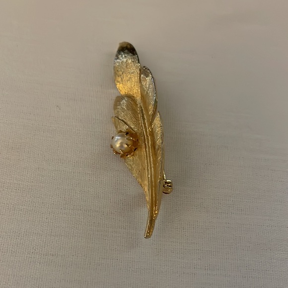 Estate jewelry Gold leaf brooch - Picture 3 of 8